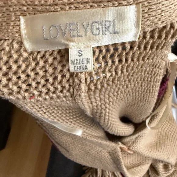 Beige Knit Fringe Poncho With Wooden Button Closure & Burgundy Stripes By Lovely - Picture 6 of 7